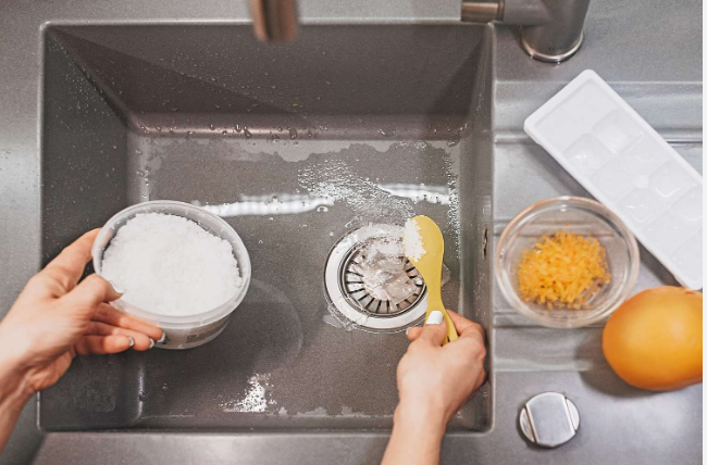 kitchen sink smells like eggs